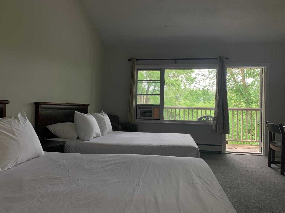 Inn At The Falls Bracebridge Exteriör bild