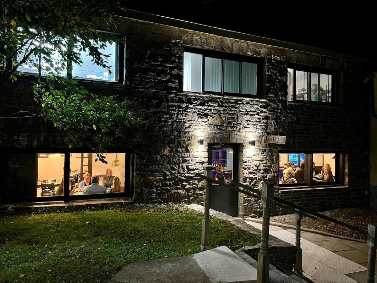 Inn At The Falls Bracebridge Exteriör bild