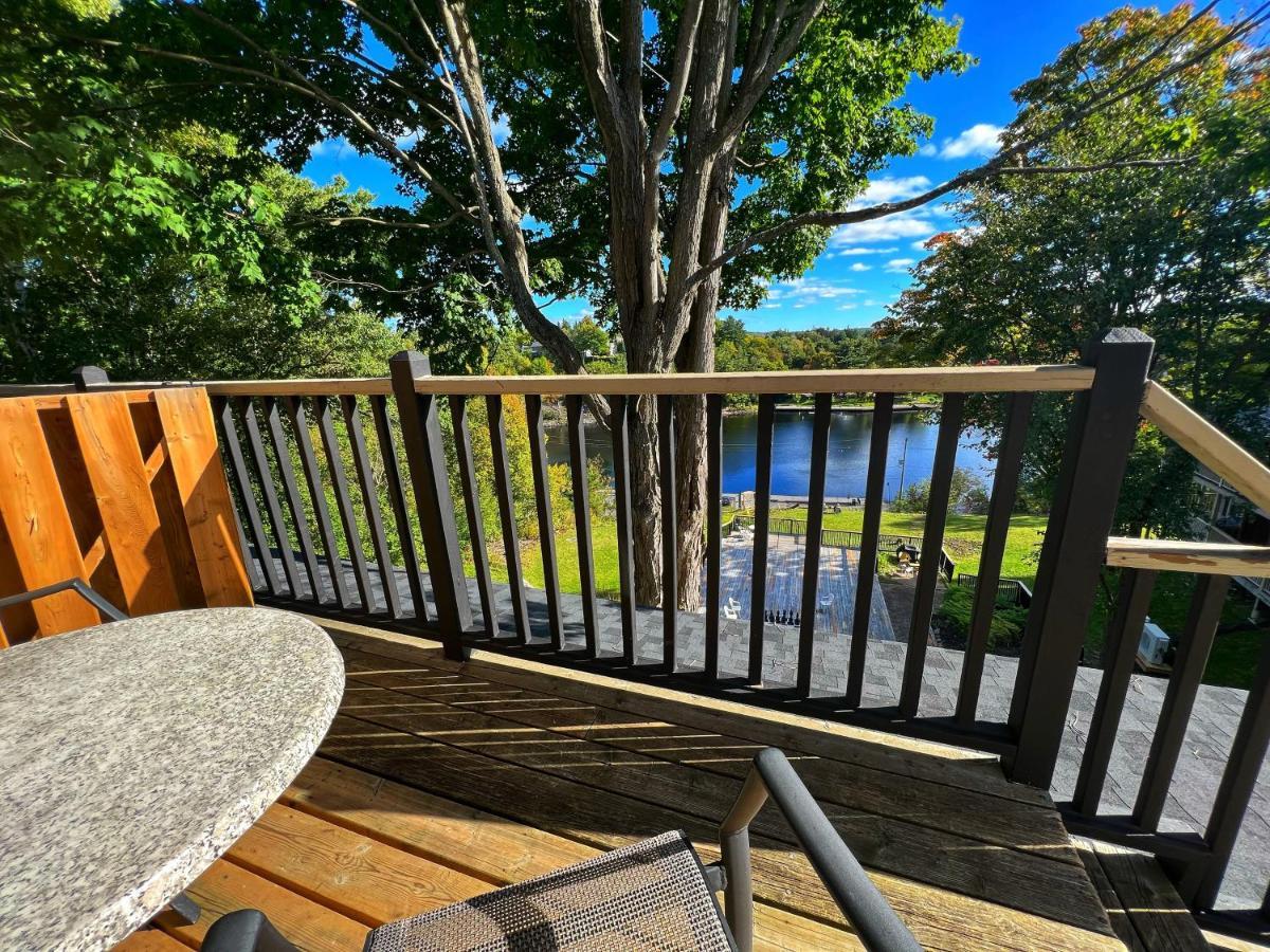 Inn At The Falls Bracebridge Exteriör bild