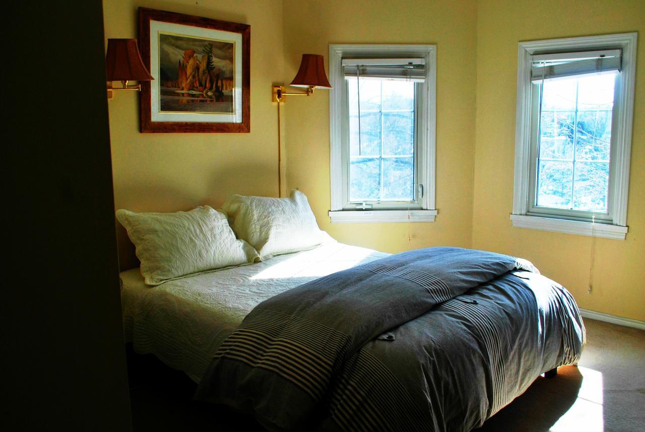 Inn At The Falls Bracebridge Exteriör bild